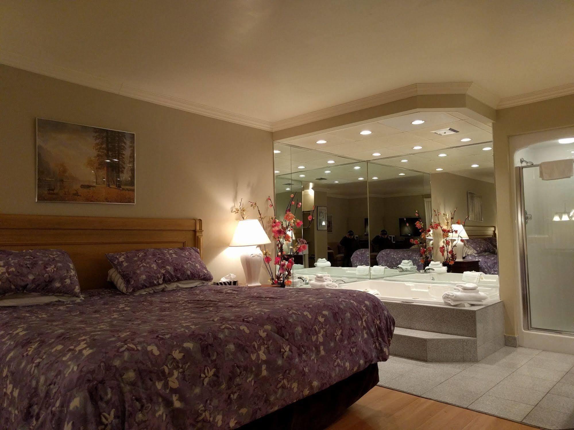 Motel La Siesta Saint-Lambert-Chambly Εξωτερικό φωτογραφία