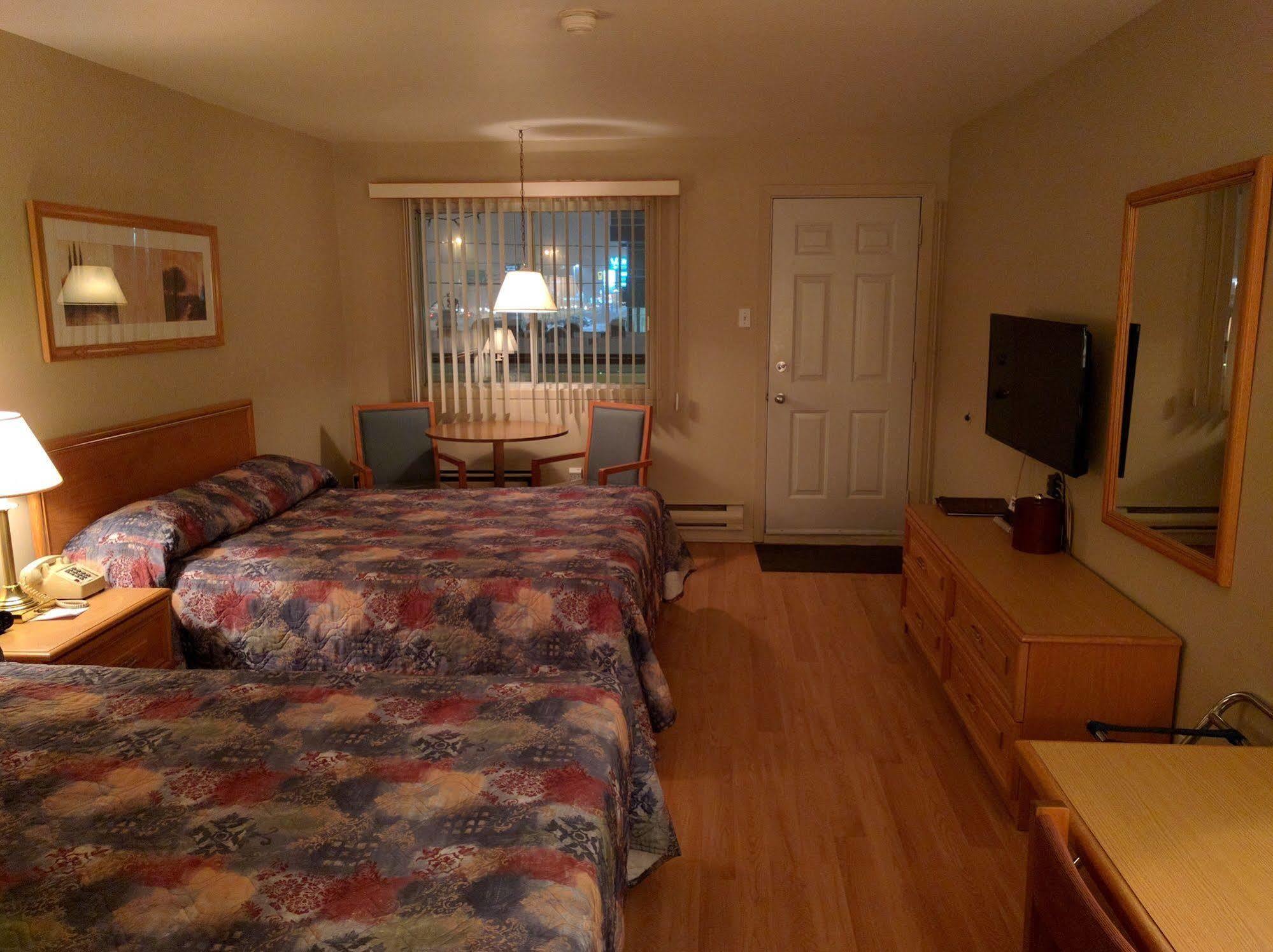Motel La Siesta Saint-Lambert-Chambly Εξωτερικό φωτογραφία