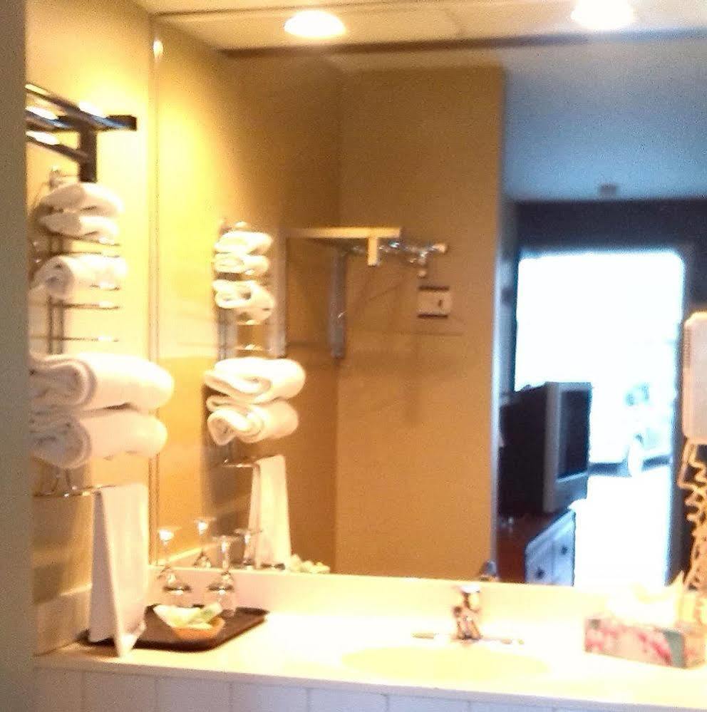 Motel La Siesta Saint-Lambert-Chambly Εξωτερικό φωτογραφία